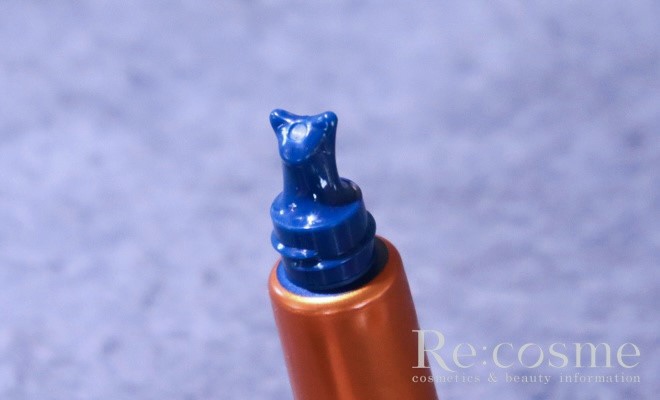 リンクルショットのチューブの先端の写真